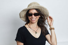 Load image into Gallery viewer, Crochet Garden Lady White Hat