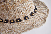 Load image into Gallery viewer, Crochet Garden Lady White Hat - Sababa Hemp